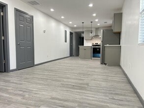 1477 Olive St SW in Atlanta, GA - Foto de edificio - Building Photo