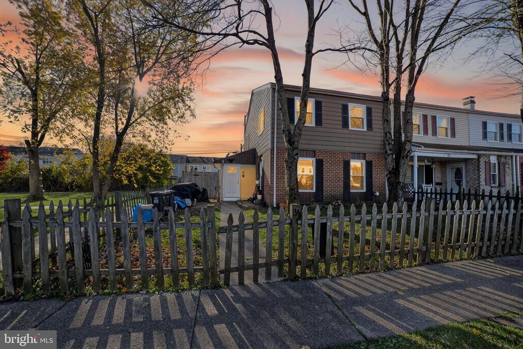 19 Congress Ct in Quakertown, PA - Building Photo