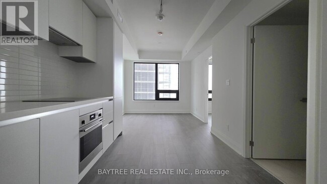 property at 2 Erskine Rd