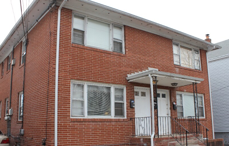 50 Richardson St-Unit -3 in New Brunswick, NJ - Building Photo
