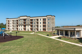 Joy Park Luxury Apartments in Kathleen, GA - Building Photo - Building Photo