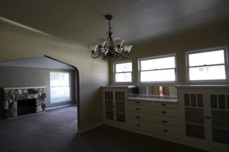 4508 E Illinois Ave in Fresno, CA - Building Photo - Building Photo