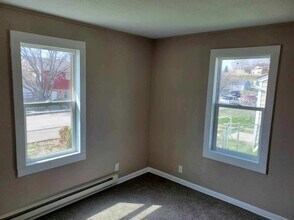 1121 S Nebraska Ave-Unit -1121 S. Nebraska in Casper, WY - Foto de edificio - Building Photo