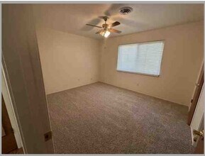 90 Hollis Ln in Gridley, CA - Building Photo - Building Photo