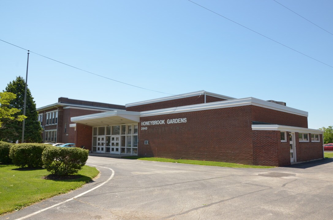 Honeybrook Gardens in Honey Brook, PA - Building Photo