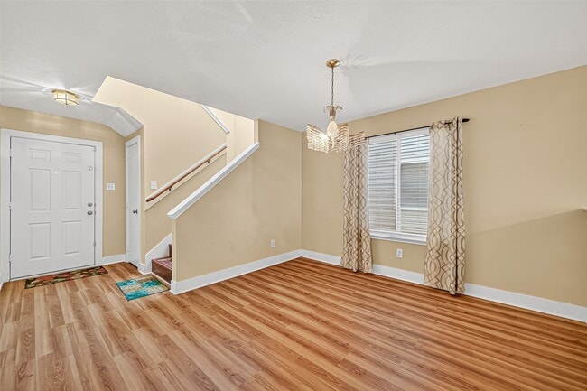 15859 E Park Ct