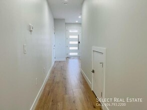 46620 First AvenueA in Chilliwack, BC - Building Photo - Building Photo