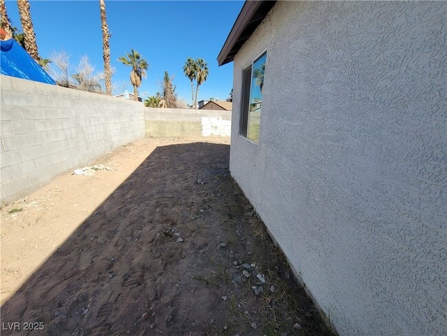 7324 Empress Dr in Las Vegas, NV - Building Photo - Building Photo