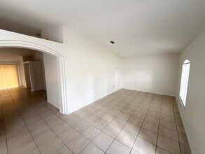10 Pinelynn Dr in Palm Coast, FL - Building Photo - Building Photo