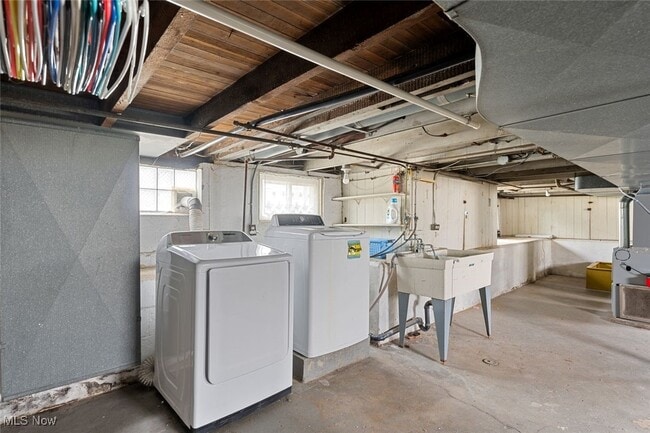 property at 27279 Dunford Rd