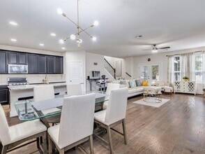 7408 Merrick Ln in Austin, TX - Building Photo - Building Photo