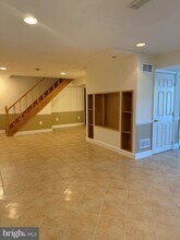 19 Allenhurst Ct in Gaithersburg, MD - Building Photo - Building Photo