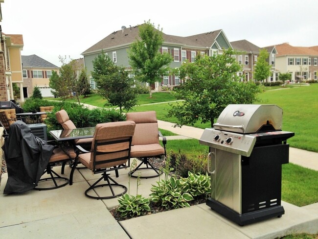 7223 Jewel Ln N in Maple Grove, MN - Building Photo - Building Photo