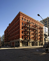 465-467 Greenwich St Apartments