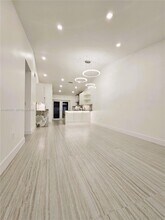 7191 W 24th Ave in Hialeah, FL - Building Photo - Building Photo