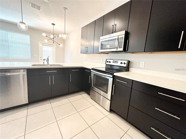 122 Zamora Pl in Oviedo, FL - Building Photo - Building Photo