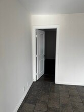 9506 Ramona St in Bellflower, CA - Foto de edificio - Building Photo