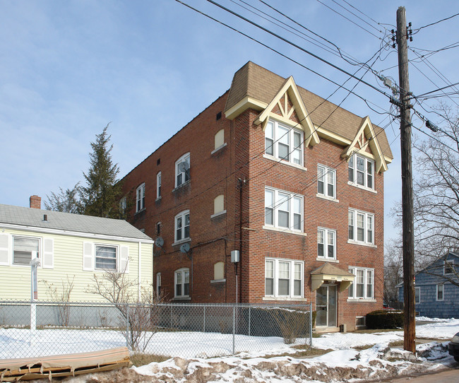 10-16 Gilman St in Hartford, CT - Building Photo - Building Photo