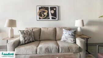 18021 Kingsland Blvd in Houston, TX - Building Photo