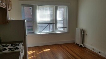 1637 Commonwealth Ave, Unit 6 in Boston, MA - Building Photo