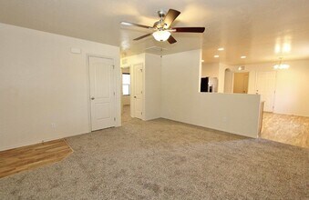 511 W Archerfield St in Meridian, ID - Building Photo - Building Photo