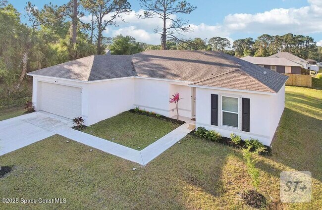 982 Pyracantha St NW in Palm Bay, FL - Building Photo - Building Photo
