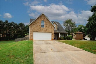 7000 Lunar Blue Way in Mcdonough, GA - Building Photo - Building Photo