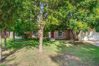 1908 Jasmine St in Denton, TX - Building Photo - Building Photo