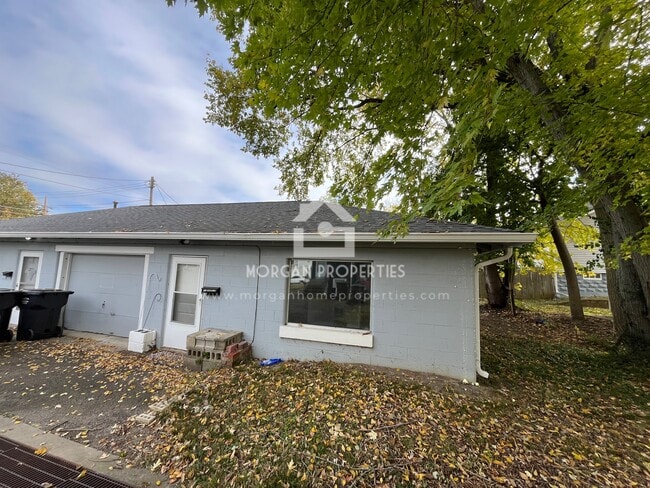 123 Franklin St, Unit B in Pendleton, IN - Building Photo - Building Photo