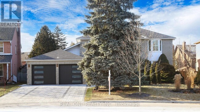 99 Aitken Cir in Markham, ON - Building Photo - Building Photo