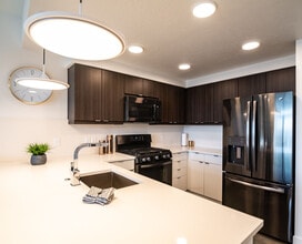 Quattro in Salt Lake City, UT - Foto de edificio - Building Photo