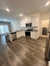 102 Alton Tucker Sr. Boulevard in Bonaire, GA - Building Photo - Building Photo