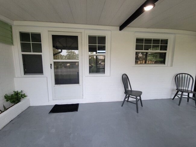 401 S Oakridge Ave in Green Cove Springs, FL - Building Photo - Building Photo