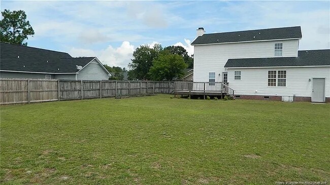 122 Mosswood Dr in Raeford, NC - Building Photo - Building Photo