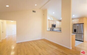 2620 Coolidge Ave in Los Angeles, CA - Building Photo - Building Photo