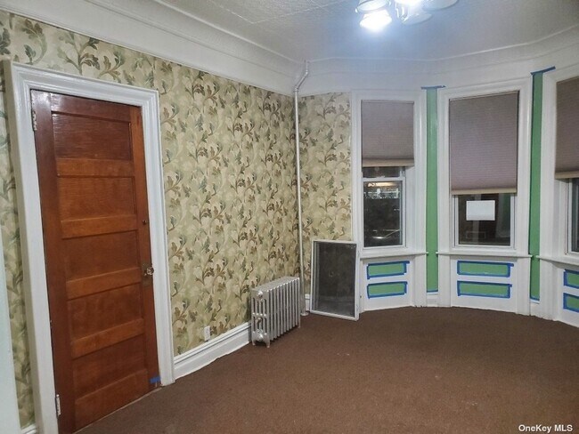 1632 St Peters Ave-Unit -1ST FL in Bronx, NY - Building Photo - Building Photo