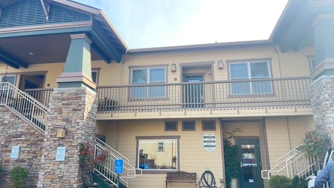 property at 735 N Main St