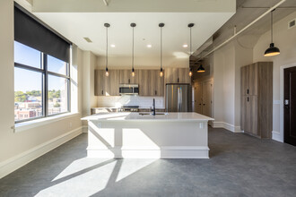 Benson Lofts in Sioux City, IA - Building Photo - Interior Photo