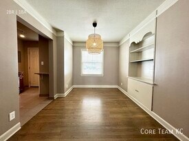 4419 Roanoke Pkwy in Kansas City, MO - Building Photo
