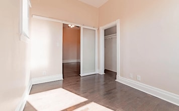 241 Western Avenue S in St. Paul, MN - Building Photo - Building Photo