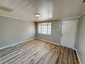 314 7th Ave NE in Ruskin, FL - Building Photo - Building Photo