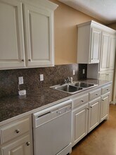 242 Gilmore Rd in Lake Charles, LA - Building Photo - Building Photo