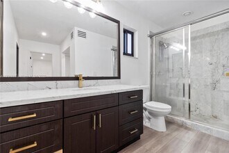10981 SW 47th St in Miami, FL - Building Photo - Building Photo