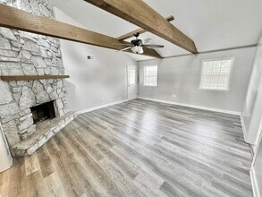 5785 Willow Springs Dr in Millington, TN - Building Photo - Building Photo