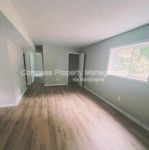 3622 Douglas Ave in Kalamazoo, MI - Building Photo - Building Photo
