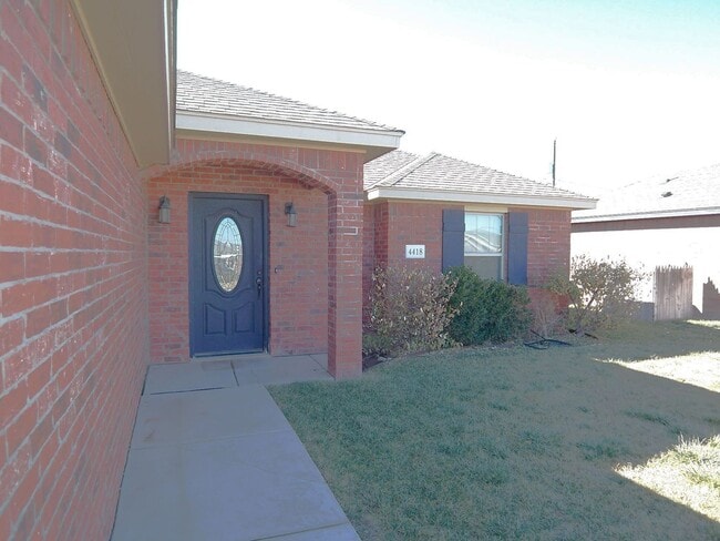 property at 4418 S Roberts St