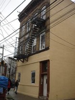 614 3rd St Apartamentos