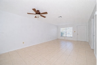 8026 Woodduck Dr in Orlando, FL - Building Photo - Building Photo