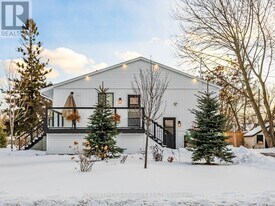 706 Annland St in Pickering, ON - Building Photo