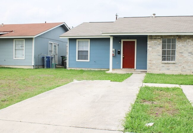 815 W Olmos Dr in San Antonio, TX - Foto de edificio - Building Photo